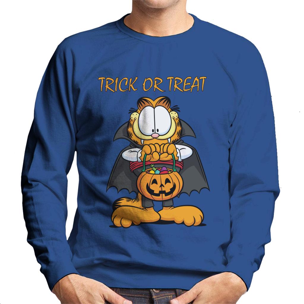 Garfield Halloween Trick Or Treat Men's Sweatshirt product image 4