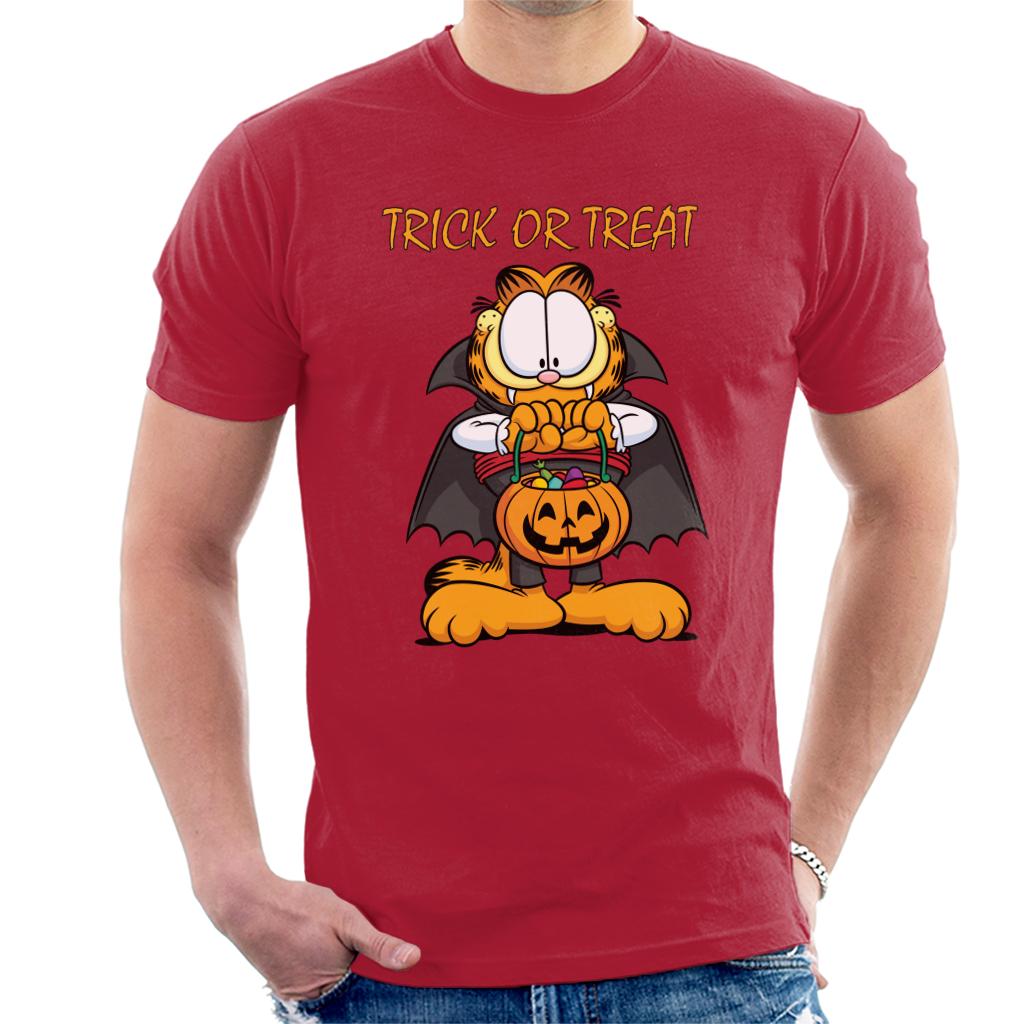 Garfield Halloween Trick Or Treat Men's T-Shirt product image 6